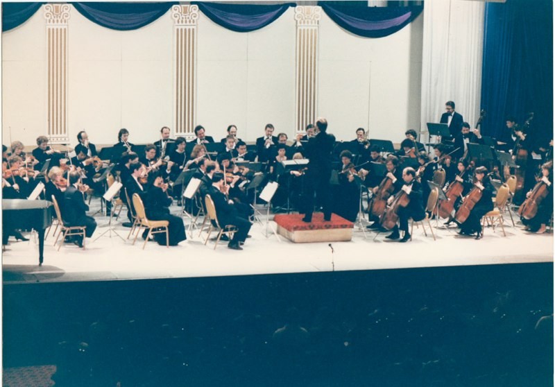 David Eaton conducting NYC Symphony at the Manhattan Center.